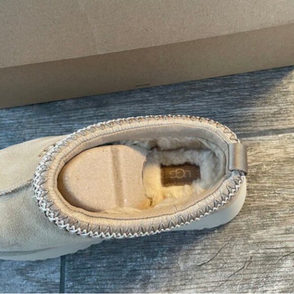 UGG Tan Suede Platform Shoes - Picture 3 of 7